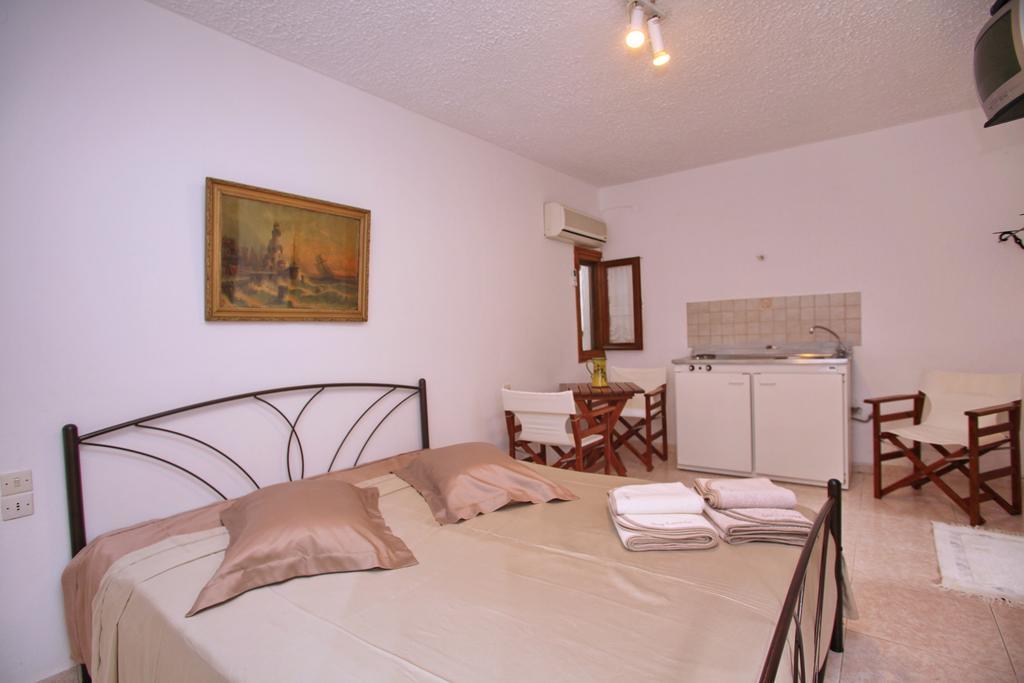Marlitsis Apartments & Studios Skopelos Town Bagian luar foto