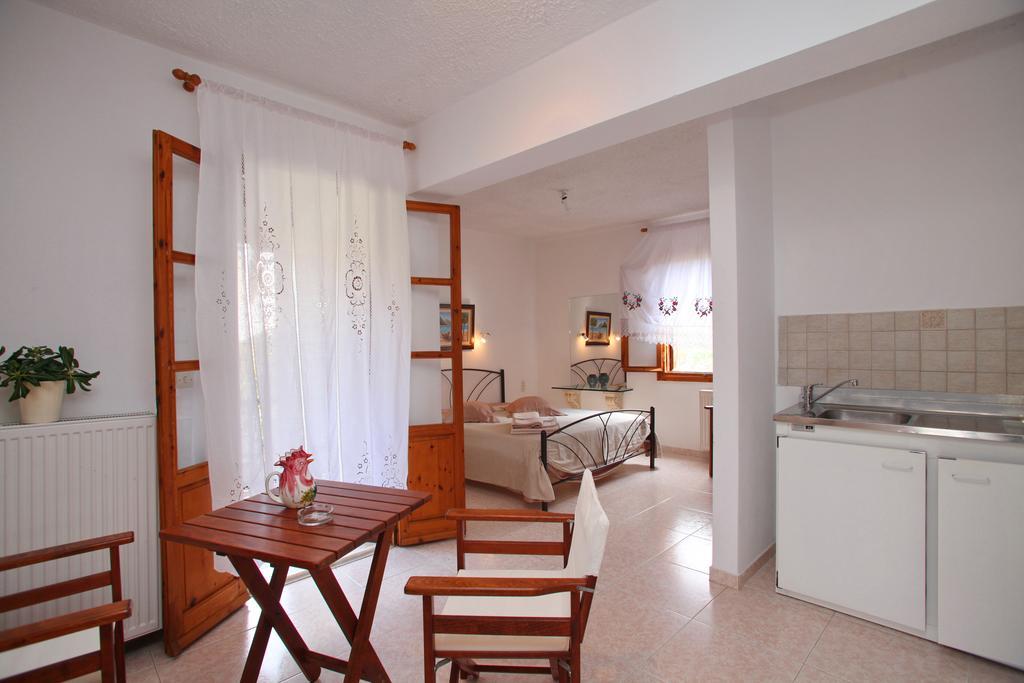 Marlitsis Apartments & Studios Skopelos Town Bagian luar foto