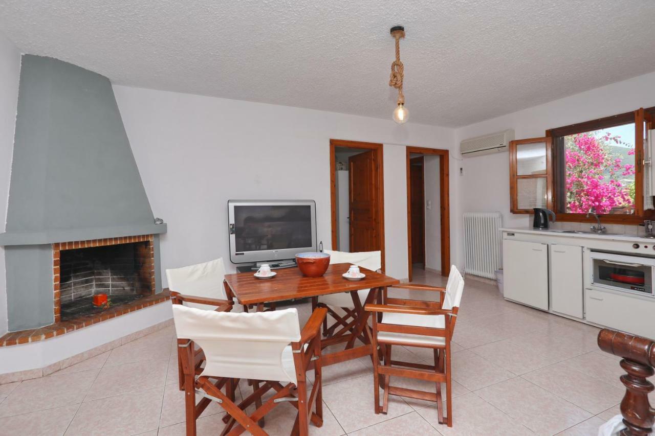 Marlitsis Apartments & Studios Skopelos Town Bagian luar foto